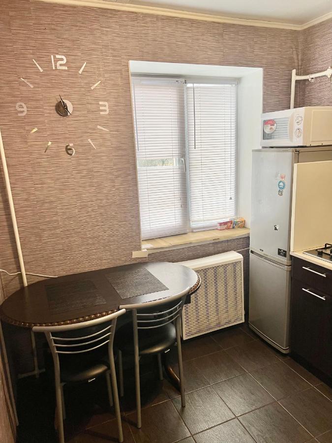 Апартаменты В Самом Центре Прпобеды 90 Czernihów Zewnętrze zdjęcie